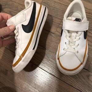 Nike Kids White Black Check Sneakers Court Legacy